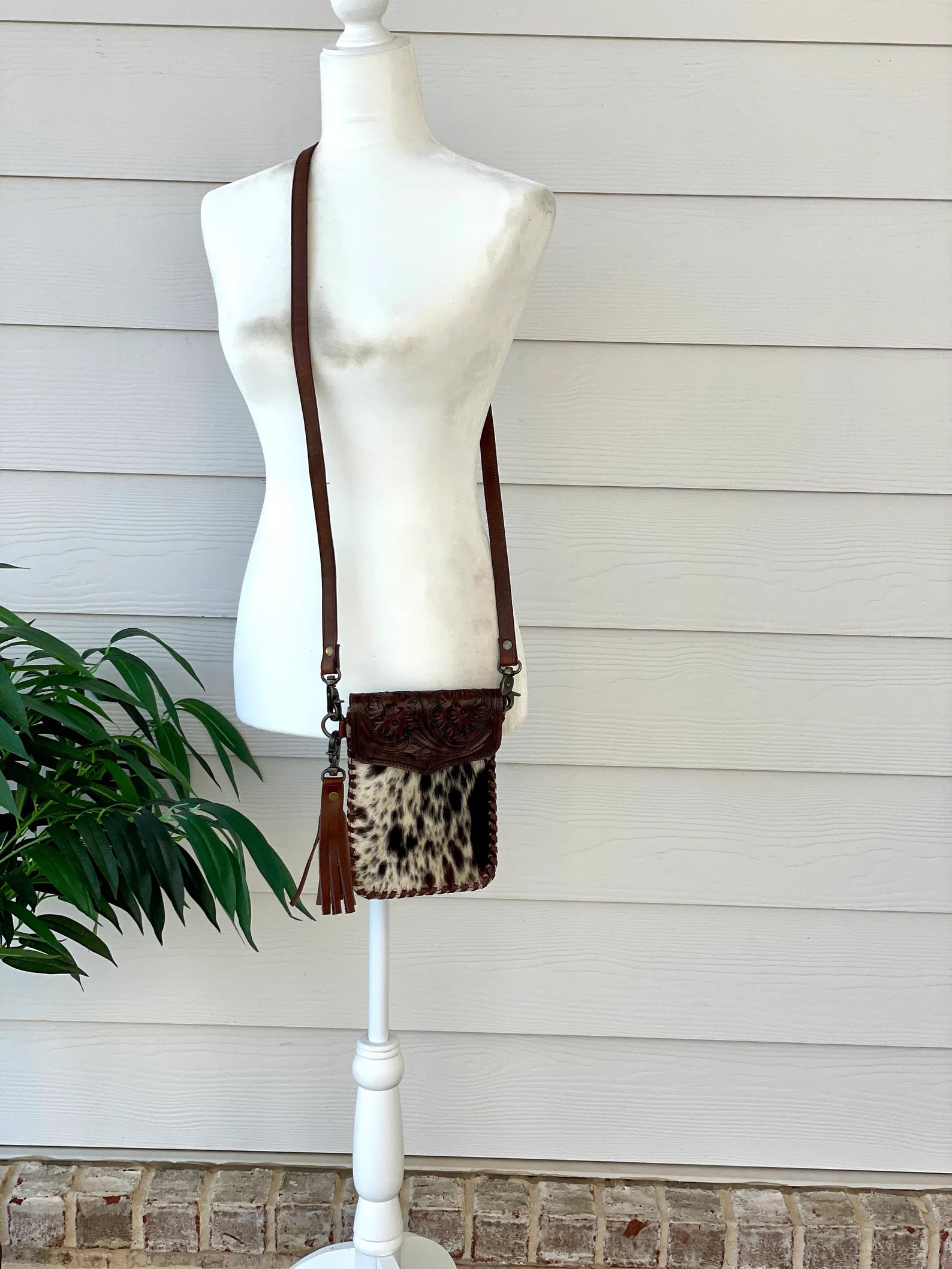 Cowhide Phone Crossbody Bag: Tooled Leather Flap, Western Rodeo Clutch purse
