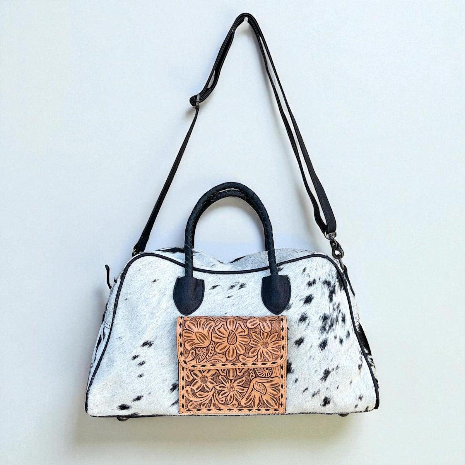 Western Cowhide Duffle Bag – Hand-Tooled Leather, Braided Handles & Rustic Elegance